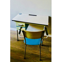 Vintagedesign (kinder)bureau met stoel